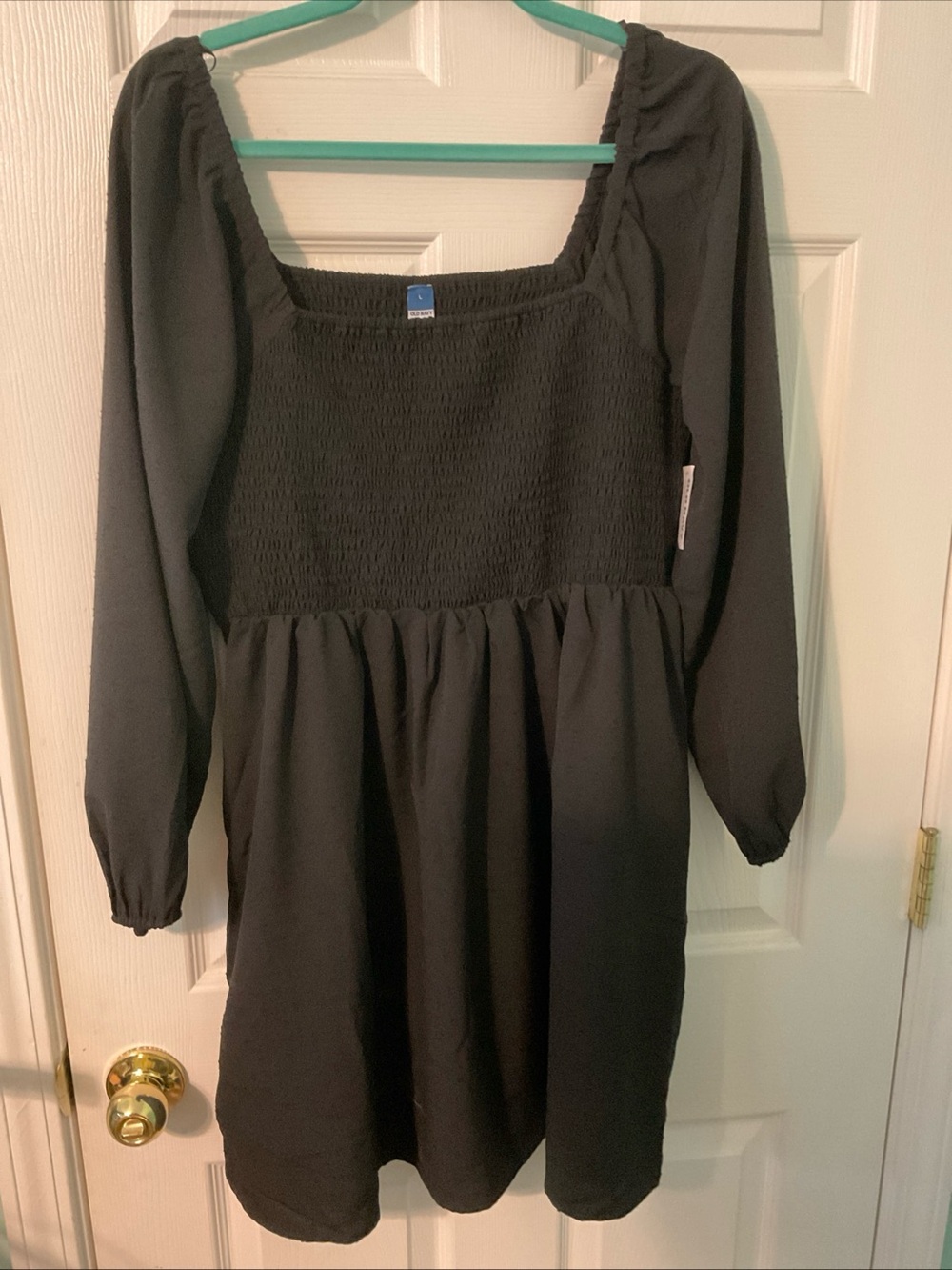 Old Navy Black Long Sleeve Smocked Dress large NWT